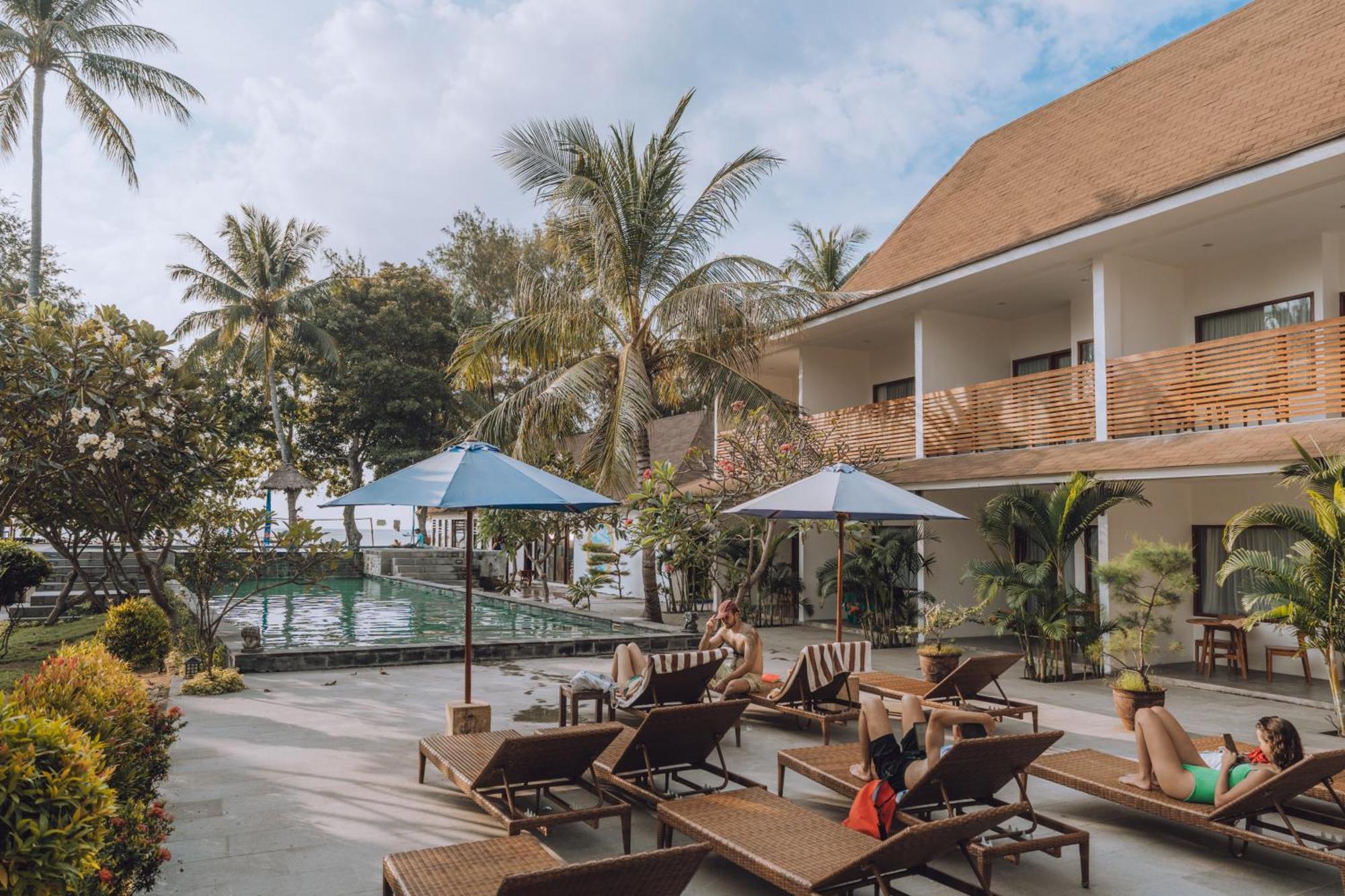 Hotel Blue Marlin Dive Gili Air Extérieur photo